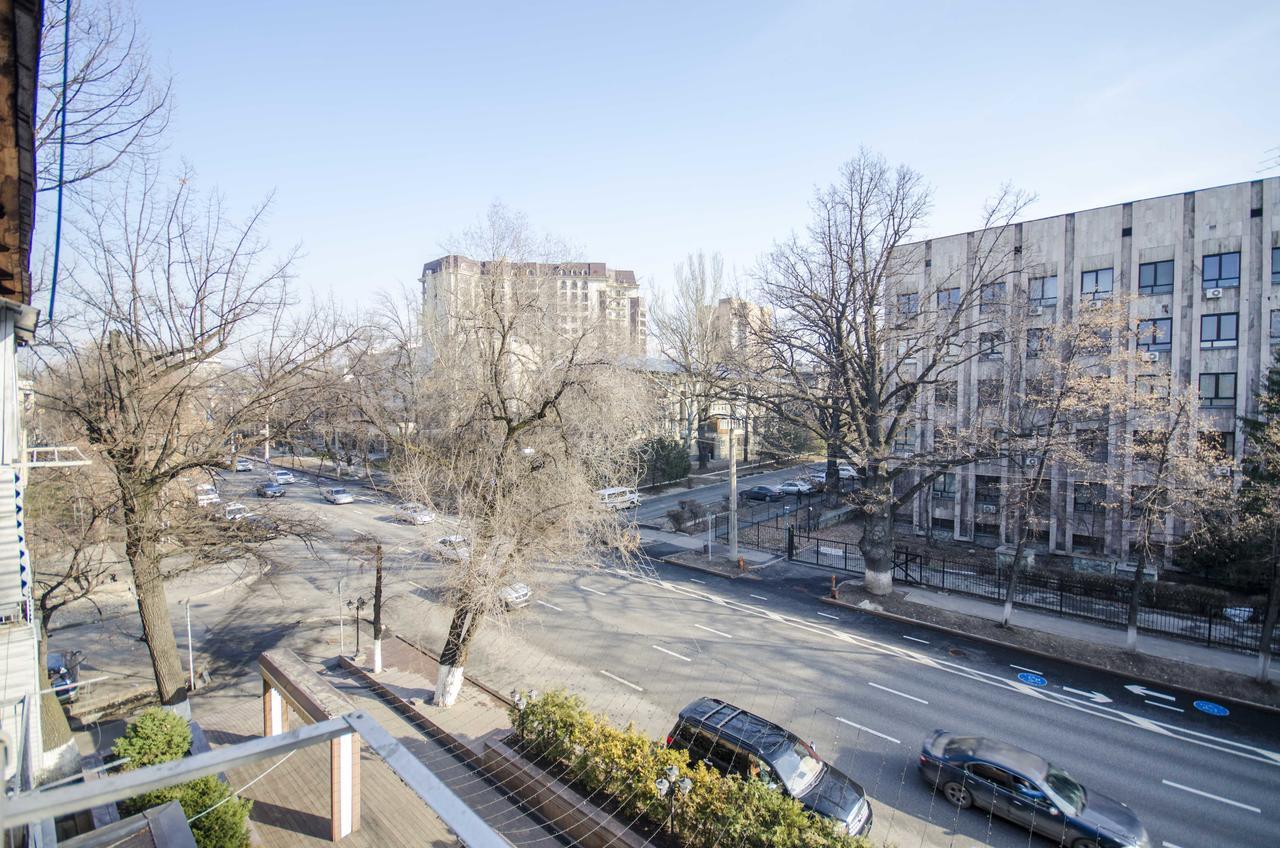Apartamento Золотой Квадрат Шевченко 75 Almatý Exterior foto